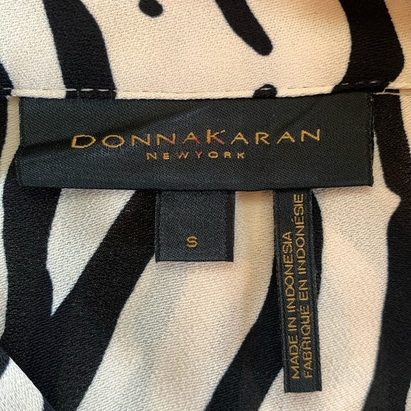 Donna Karan New York Sleeveless Zebra Print Tunic - Picture 6 of 16